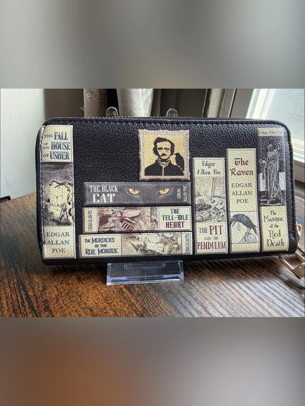 Edgar Allan Poe Black Vintage Book Art Zip Wallet